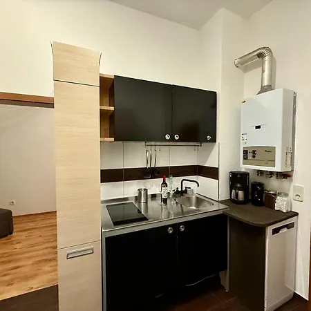 Wu Flats Wuppertal