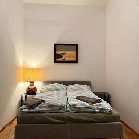 Wu Flats Wuppertal