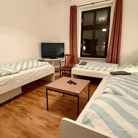 Apartment Wu Flats *