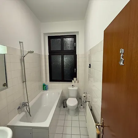 Wu Flats Apartment *